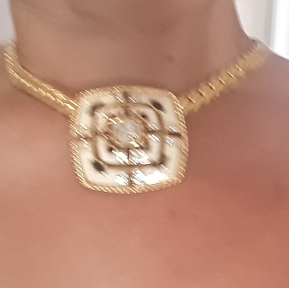 High Quality Necklace - Picture 1 of 4